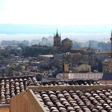 La Scalinata Home Apartment كالتاجيروني المظهر الخارجي الصورة
