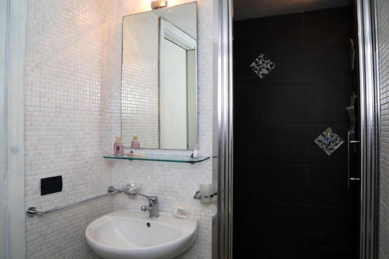 La Scalinata Home Apartment كالتاجيروني المظهر الخارجي الصورة